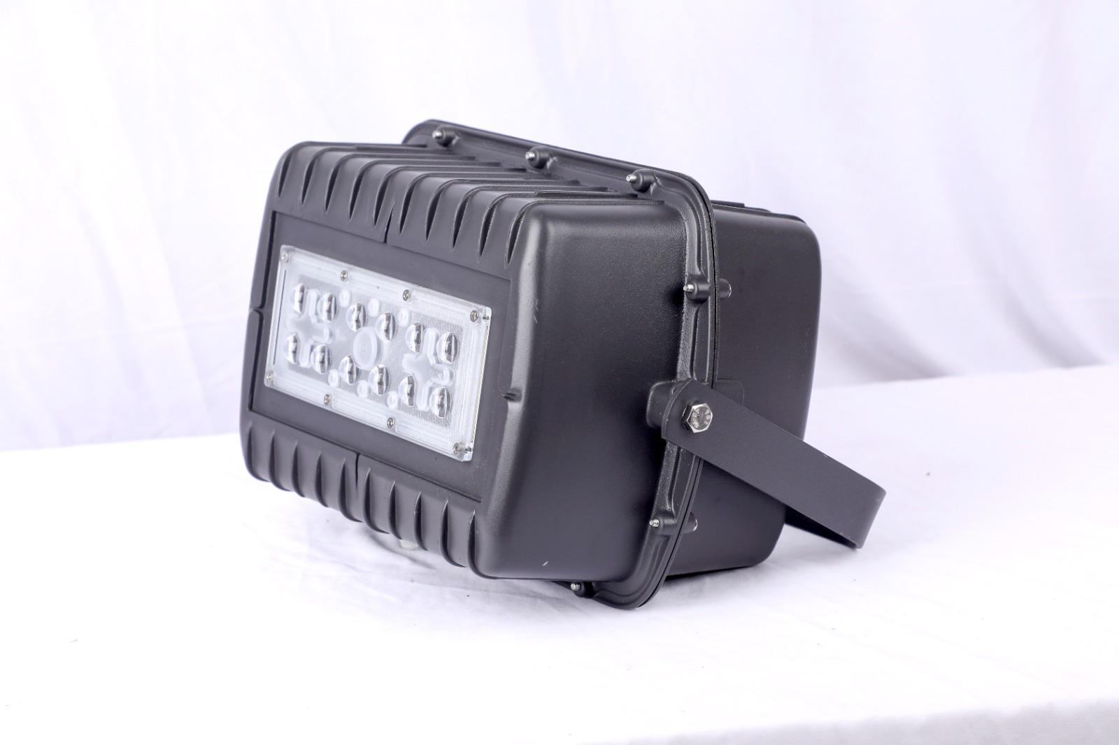 Solar dram housing